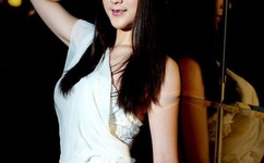 老师两个大兔子抖来抖去视频